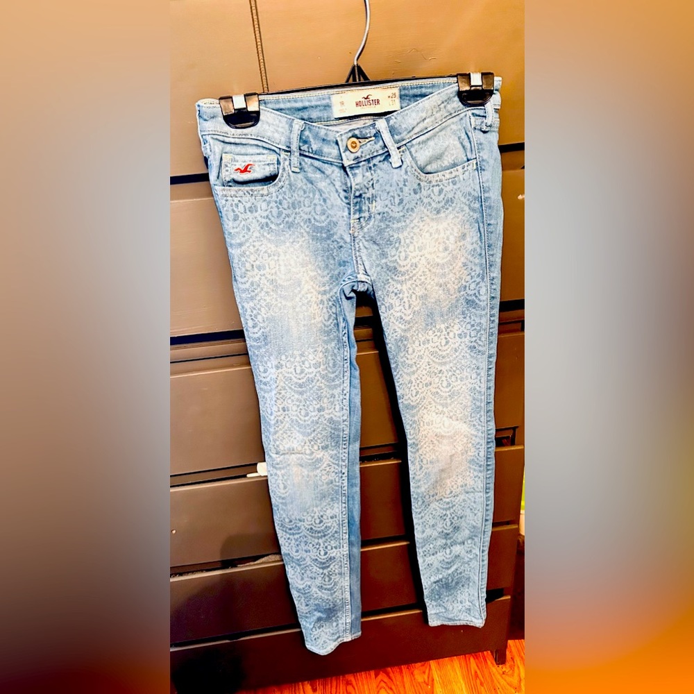 Hollister jeans